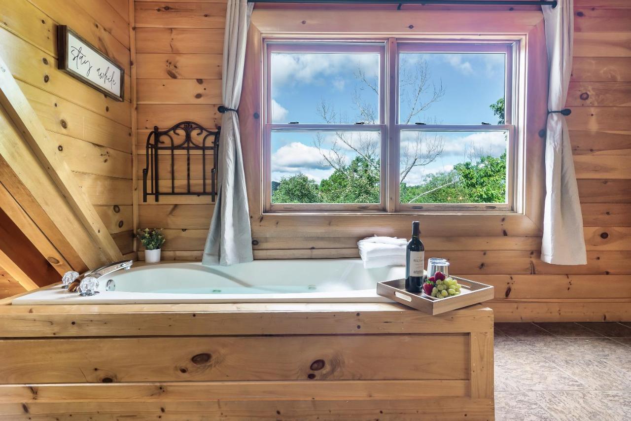 Summer Sale! Pool, Sauna, View, Hottub, Game Sevierville Buitenkant foto