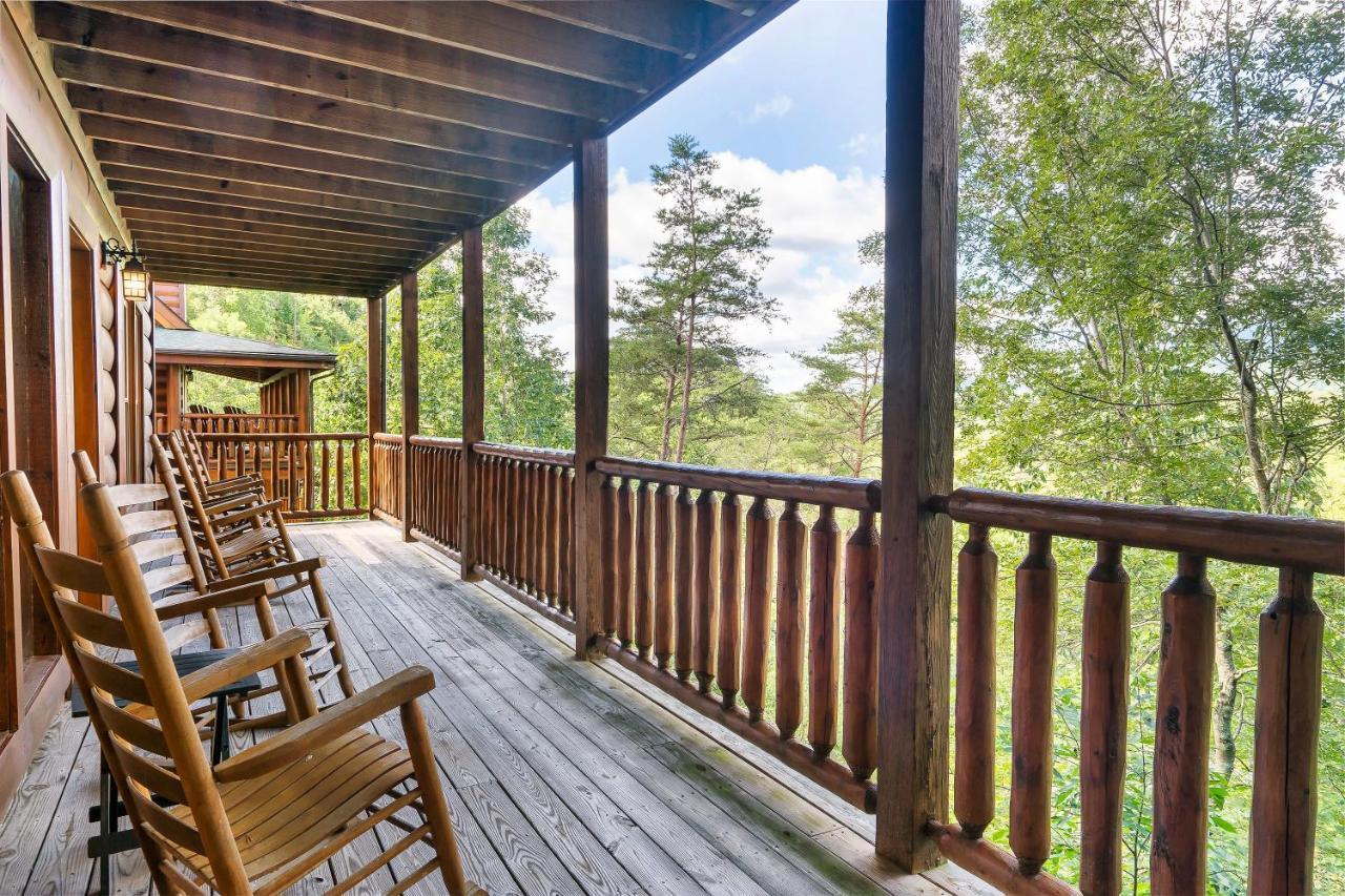 Summer Sale! Pool, Sauna, View, Hottub, Game Sevierville Buitenkant foto