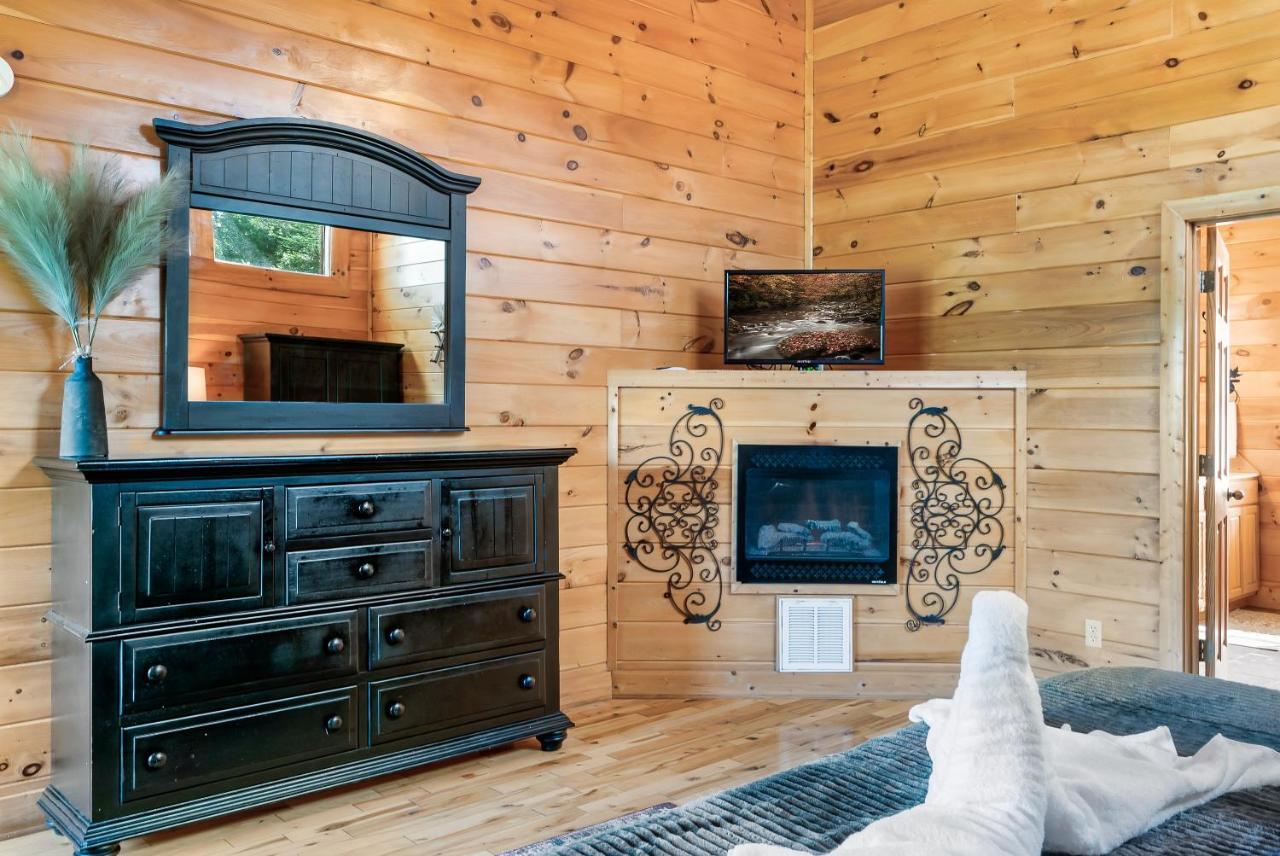 Summer Sale! Pool, Sauna, View, Hottub, Game Sevierville Buitenkant foto