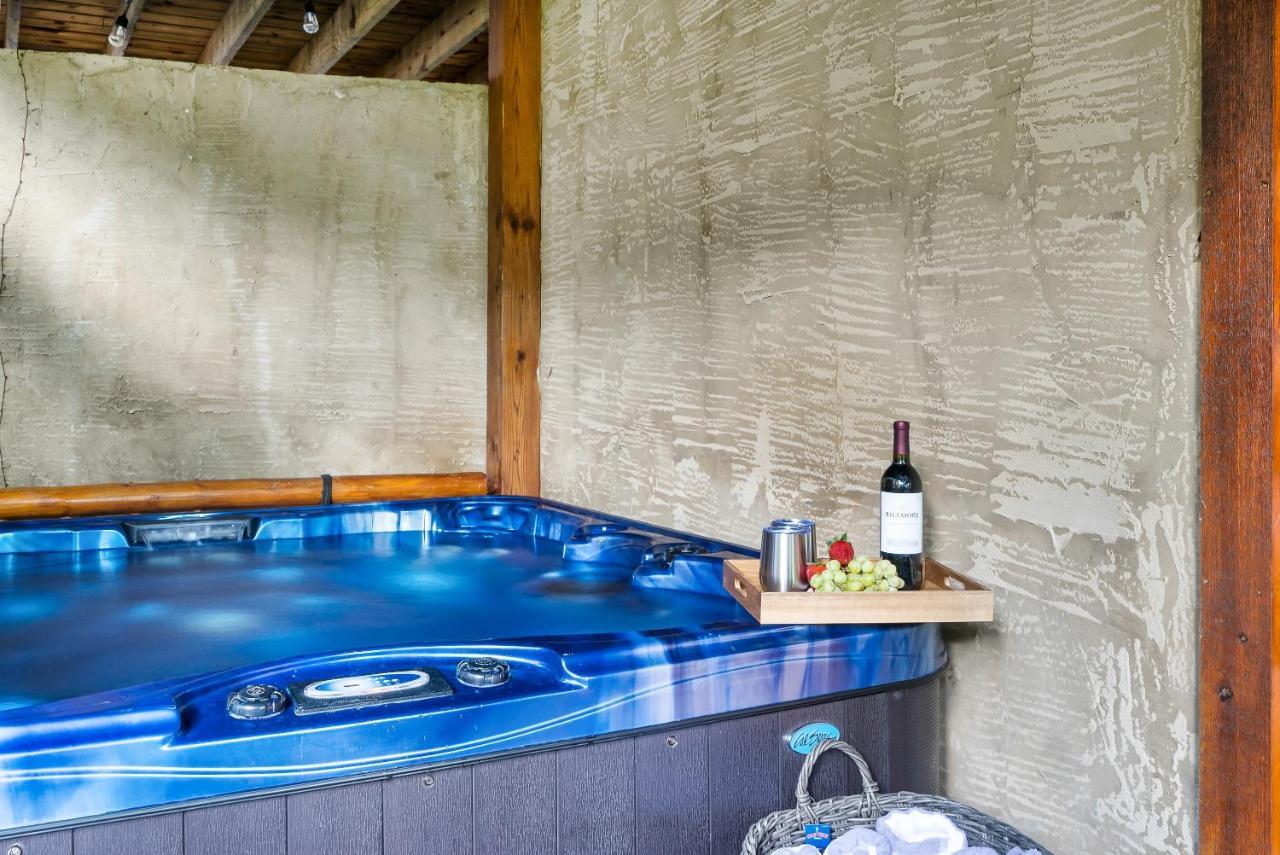 Summer Sale! Pool, Sauna, View, Hottub, Game Sevierville Buitenkant foto