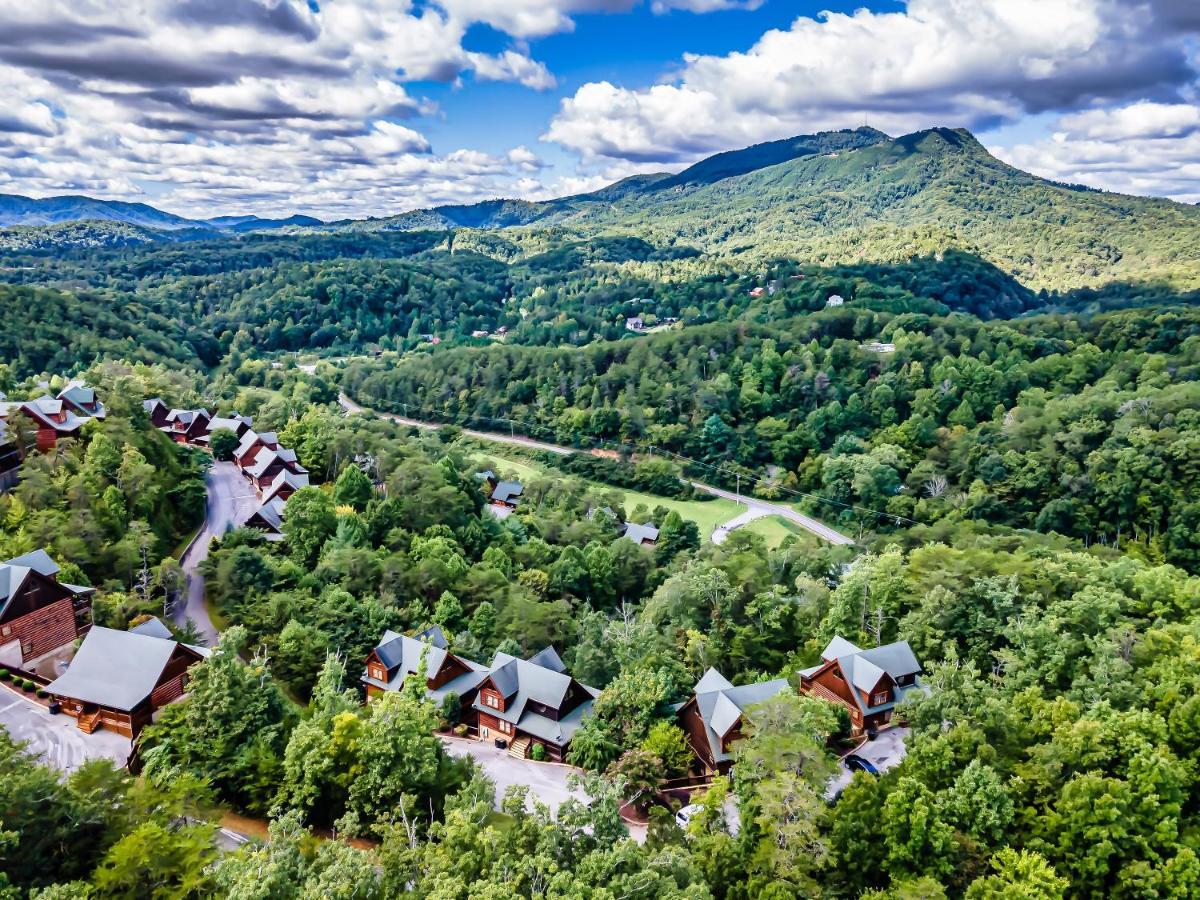 Summer Sale! Pool, Sauna, View, Hottub, Game Sevierville Buitenkant foto